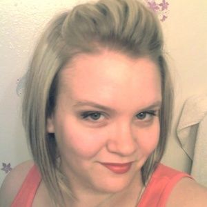 Meet your Posher, Veronica